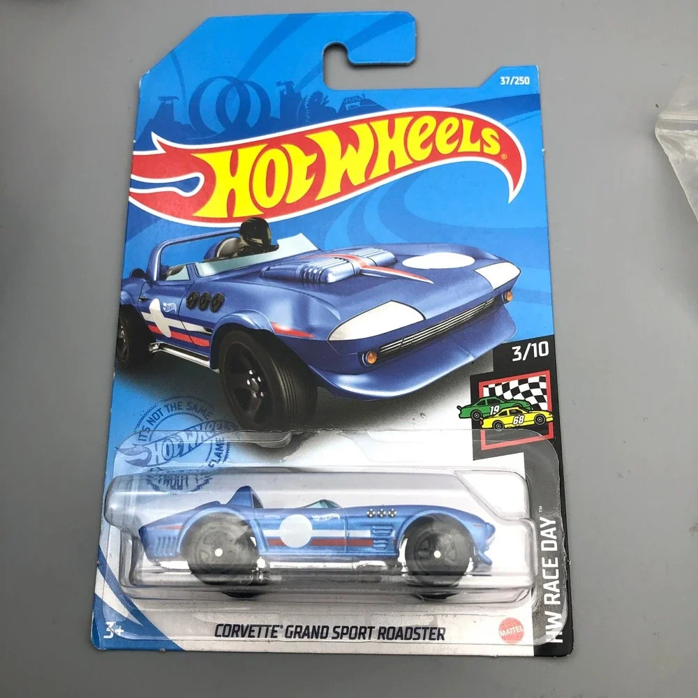 Hot Wheels HW Race Day Corvette C8.R & Grand Sport Roadster Chevy Diecast‎ 1/64
